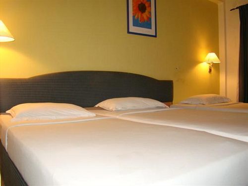 Hotel Oriental Inn Chennai Ngoại thất bức ảnh